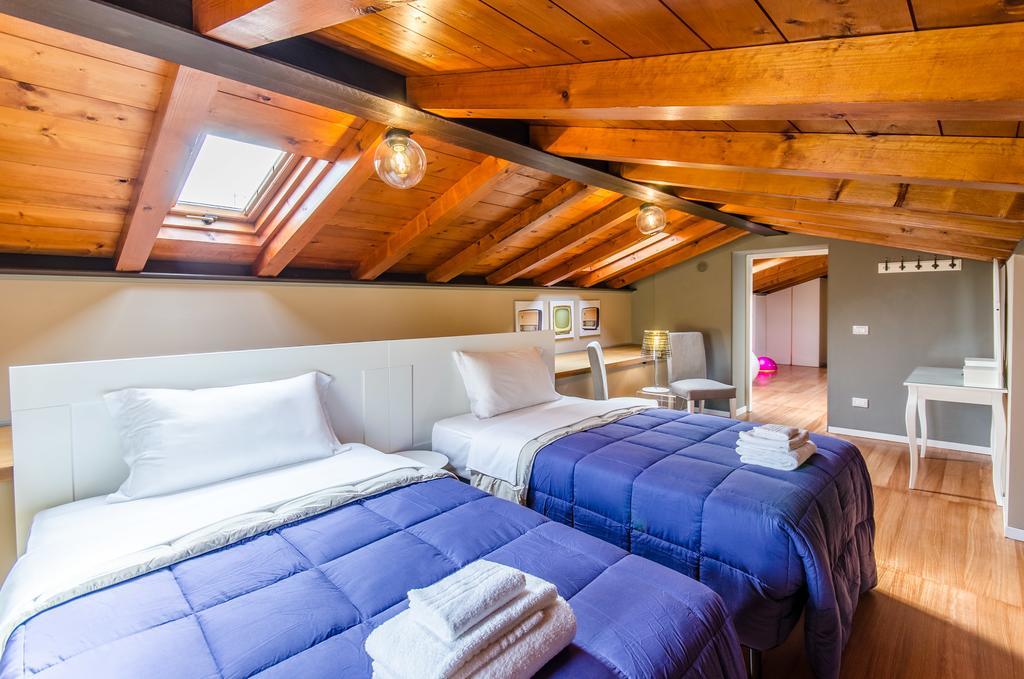 Duomo Guesthouse ピアチェンツァ 部屋 写真